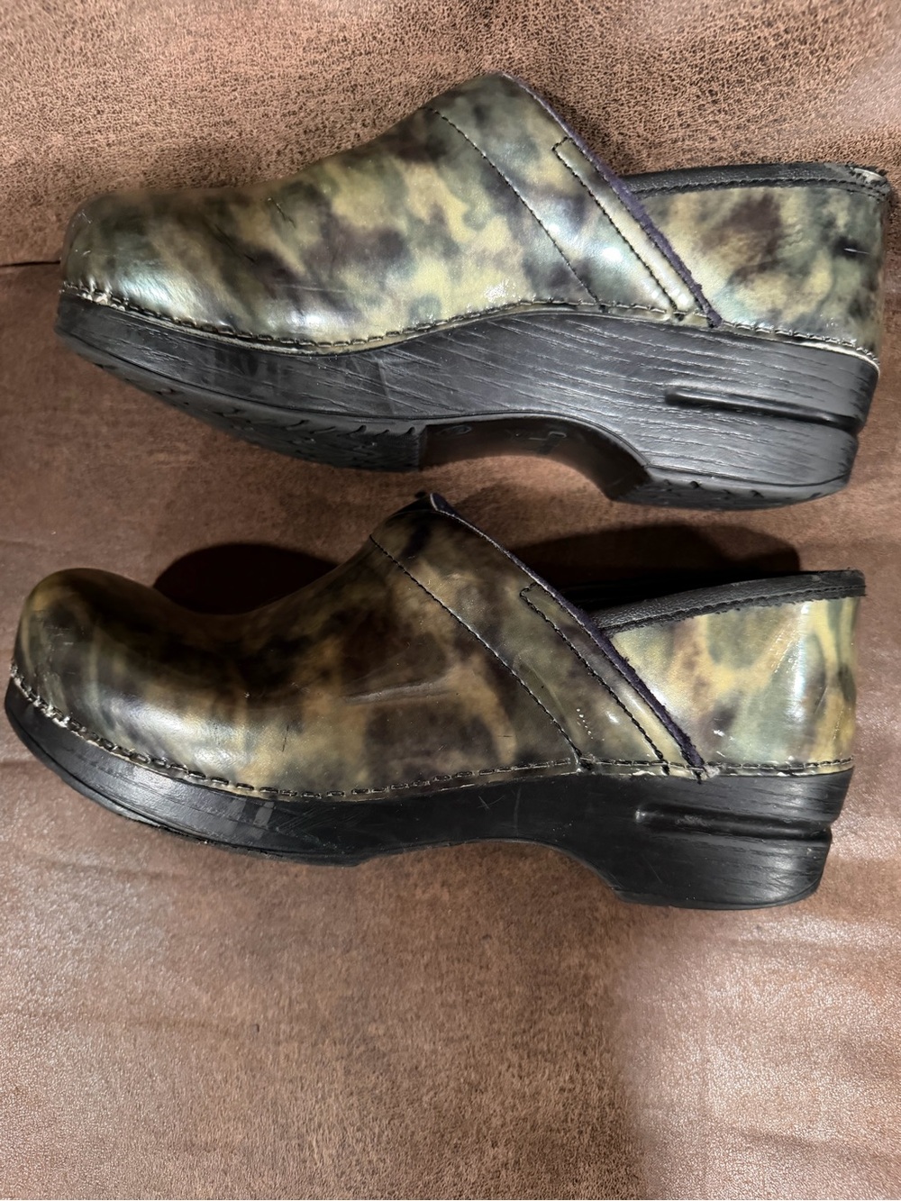 Dansko Professional Marbled Patent Leather Clogs - Picture 6 of 8